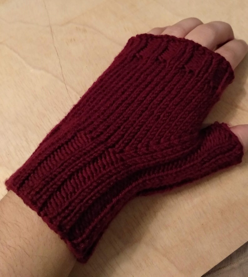 KNITTING PATTERN Family Fingerless Gloves S , M, L Pdf Tutorial image 6