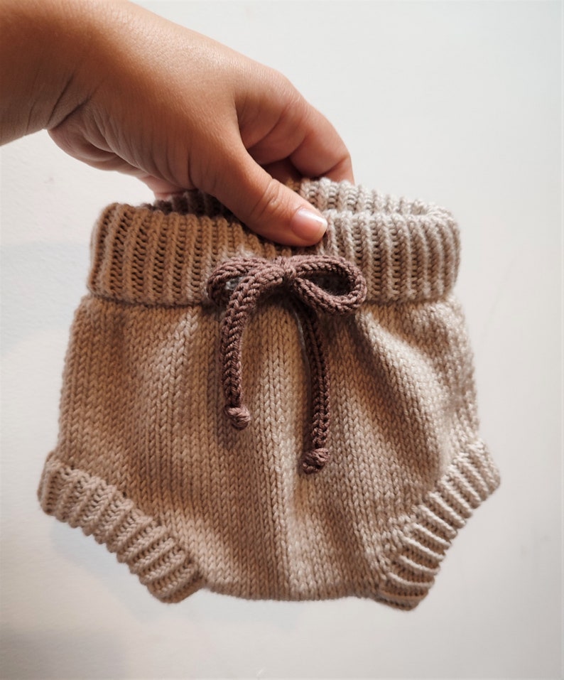 Brownie Baby Bloomers Knitting Pattern Baby Shorts Pattern PDF Knitting Pattern 0-24 Months image 8