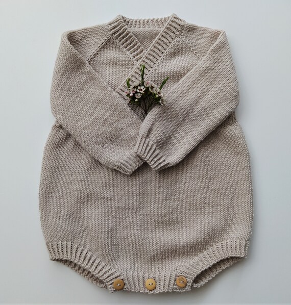 Tutina Neonato In Cotone Lavorata A Maglia - Unisex, Manica Lunga Con Cappello, 0-24 Mesi - Foto 9