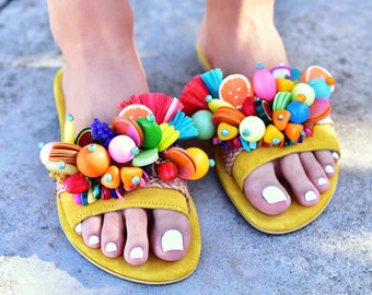 bebe pom pom sandals