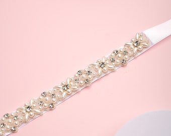Wedding belt with pearls, Pearl wedding dress sash, Minimalist bridal belt, Bridal Sash Belt, Pearls, Gift for her, Gift for bride -BRIGITTE