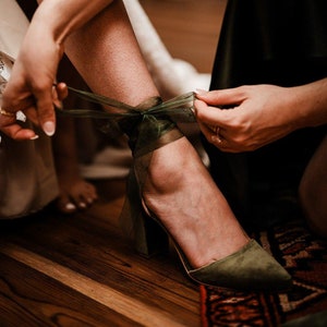 Sage Green Velvet Shoes, Green Wedding Shoes, Sage Green Shoes, Green High Heels, Green Velvet Heels, Green Bridal Shoes, Block Heels, SALE