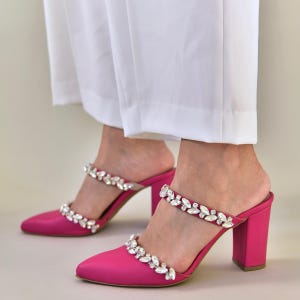 fuchsia ladies dress shoes The Maple Fuchsia Leather Pump Fuchsia Sole Women Shoe  Heels