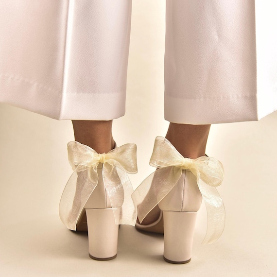 Ivory Wedding Shoes: Bridal Shoes Block Heels  with Bow