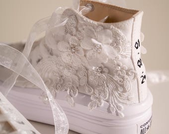 Bestickte Braut-Converse, Weiße Spitzen-Hochzeitssneaker
