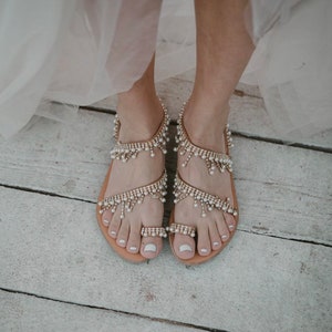 Hochzeitssandalen, Hochzeitsschuhe, griechische Sandalen, Ledersandalen, Brautschuhe, Brautsandalen, Perlensandalen, handgefertigte Caliope Sandalen. Bild 7