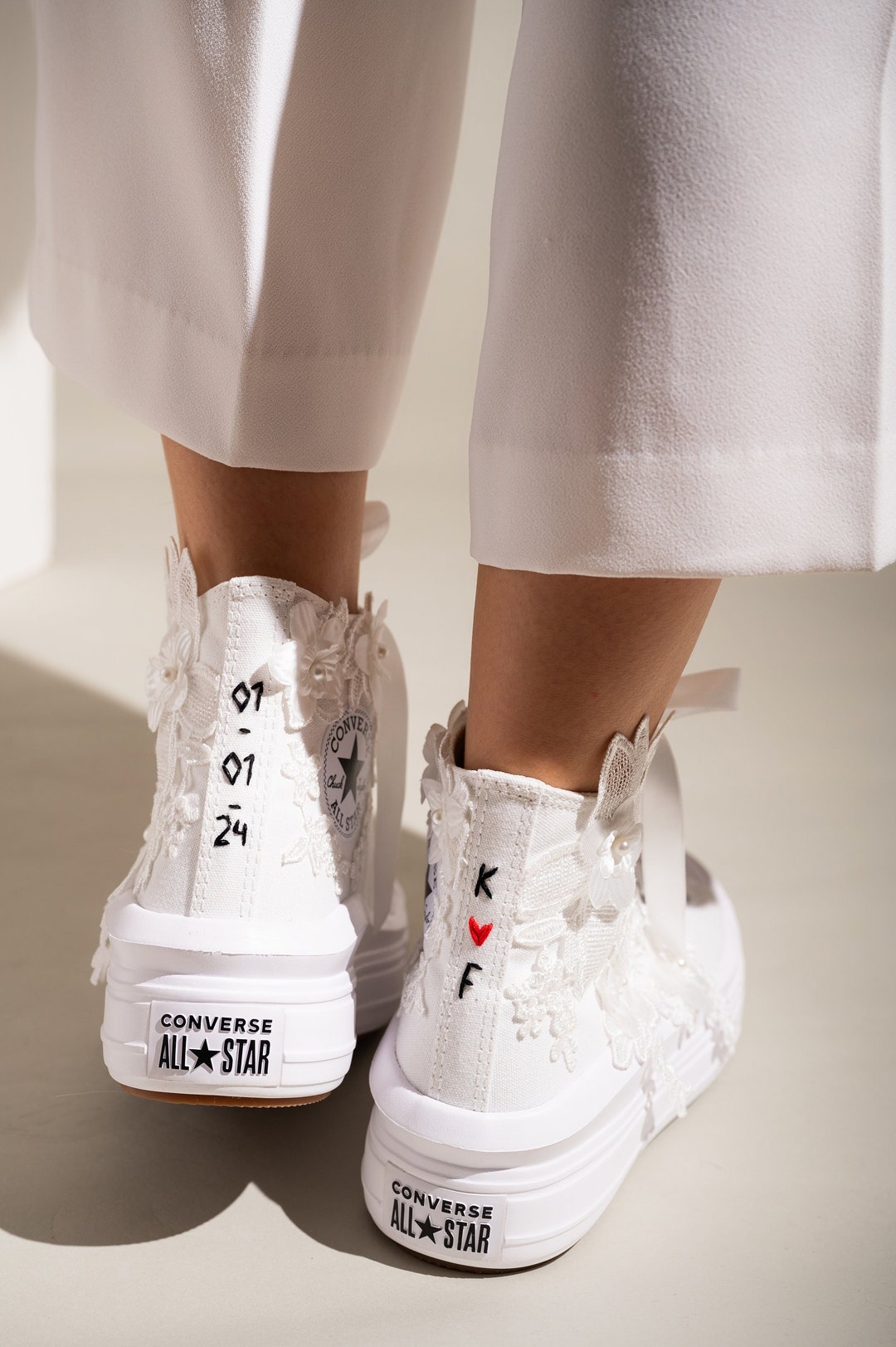 Scarpe da ginnastica bianche di lusso per la sposa, Converse alte