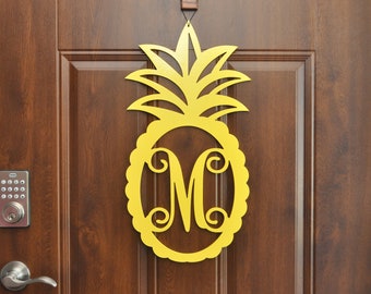 Pineapple Door Hanger, Personalized Monogram Welcome Sign, Wall Decor, Pineapple Welcome Sign, Front Door Decoration