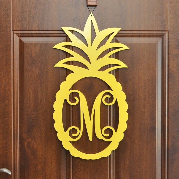 Pineapple Door Hanger, Personalized Monogram Welcome Sign, Wall Decor, Pineapple Welcome Sign, Front Door Decoration