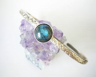Bracciale rigido in argento sterling con labradorite: bracciale sottile regolabile