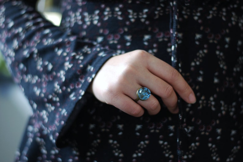 Blue Real Flower Ring Resin Orb Eco Jewelry Queen Anne's Lace Pressed Flower Terrarium Boho Ring image 5