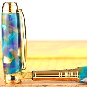 Fountain Pen - Handmade & Engravable Vintage Conway Heather Body - Bock 18K Solid Gold Size 5 Nib