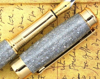 Pluma estilográfica de fundición de diamante hecha a mano: plumín de oro de 23 quilates grabable