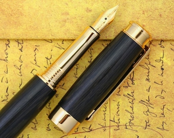 Pluma estilográfica - Antigua pluma irlandesa de madera de pantano - Bock chapada en oro de 23 quilates, tamaño 5, hecha a mano y grabable