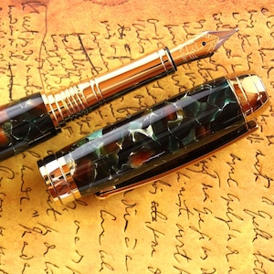 Fountain Pen - Handmade & Engravable Vintage English Conway Pistachio Body Fountain Pen - Beaufort 23K Gold plated Bi-metal Size 5 Nib