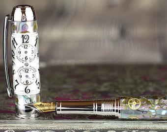 Pluma estilográfica Steampunk hecha a mano - Cuerpo de abulón y piezas de reloj - Beaufort, plumín bimetálico chapado en oro de 23 quilates, tamaño 5