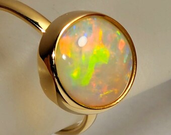 Super Rainbow GEM SOLID australischer Opal massiv 14K Goldring 4