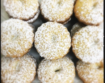 Linzer Cookies