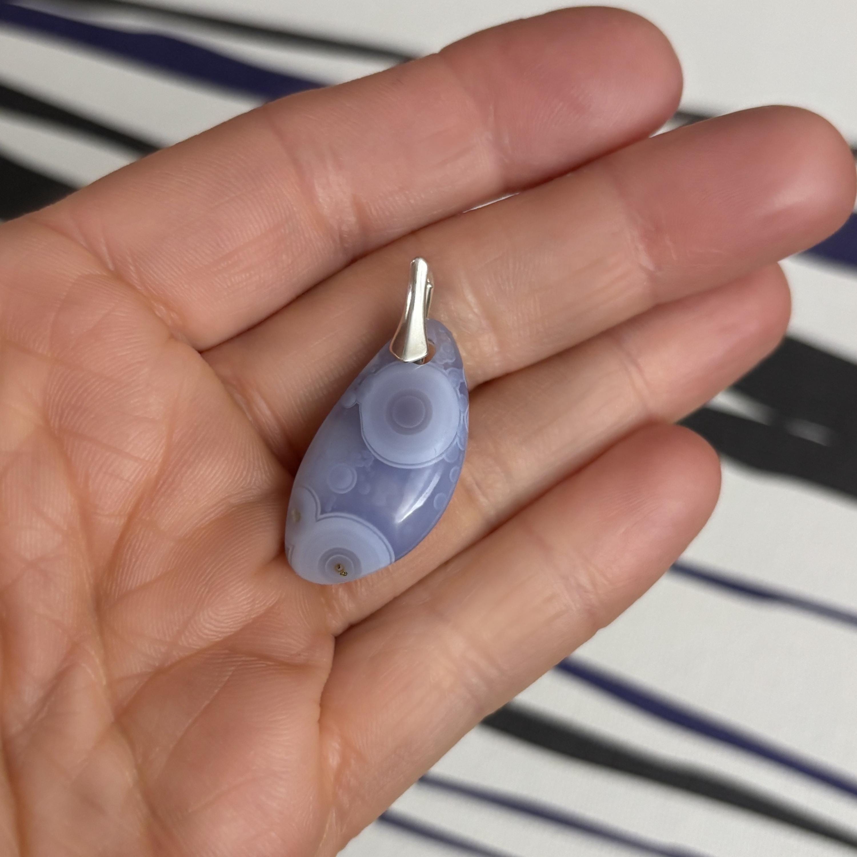希少なカルセドニー - Etsy 日本