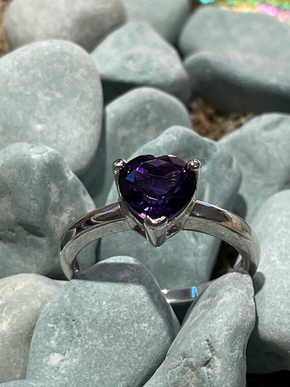Amethyst Heart shaped Ring - Vintage New!