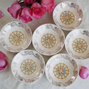 6 DESSERT BOWLS by Warwick China Vienna Pattern 22 K Gold Ivory Cream Tableware Berries Fruits Ice Cream Apple Sauce Vintage Replacement Set