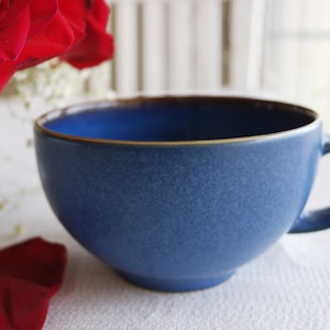 Denby BREAKFAST CUP - 12 Fl Oz - English Blue Pattern - Speckled Royal Blue Stoneware - Tea Coffee Cocoa - Jumbo Cup - Brown Trim -  England