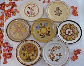 Stoneware DINNER PLATES - Vintage Retro - Mismatched Floral Patterns - Oven To Table - Yellow Orange Brown - Farmhouse Dining - Japan USA