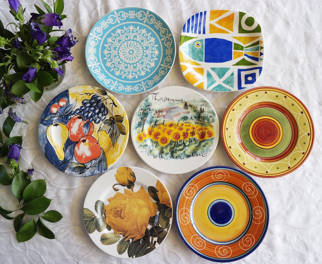 CERAMIC PLATES From Italy Portugal Size to