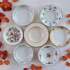 Vintage BERRY BOWLS - Size 5&quot; to 6.25&quot; - Dessert Fruit Sauce Bowls - Mismatched China - Country Cottage - Floral Patterns - Priced Per Bowl!