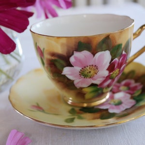 Enesco Japan CUP & SAUCER - Asian Porcelain - Hand Painted Floral Pattern - Tea Coffee Breakfast Set - Footed Teacup - Gold Pink Red Flowers