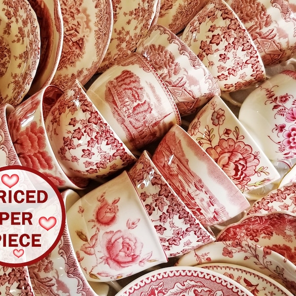 Różowo-czerwono-białe filiżanki i spodki - niepasująca porcelana - vintage'owe przyjęcie herbaciane - zestawy na wesele, wieczór panieński - angielski mix - cena za sztukę!