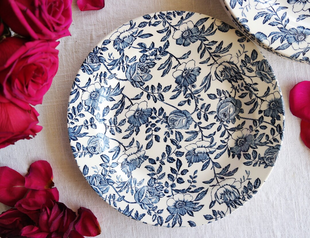 Churchill DINNER PLATE 10 Blue Peony Pattern Blue White Transferware