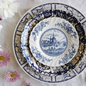 MISMATCHED PLACE SETTING - Blue White Gold Dinner Salad Bread Butter Plates - Wedding Party Table Set Vintage Dinnerware - England Portugal