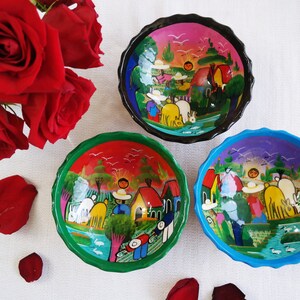 Mexican Pottery SET OF 3 BOWLS - Footed Salsa Bowls - Hand Painted Decorative Bowls - Farm Scenes Wall Decor - Traditional Ceramics - Mexico