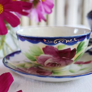 TT Japan のアンティーク カップ & ソーサー - 手描きの花柄 - コバルト ブルー ゴールド - ピンク レッド ローズ グリーン - ヴィンテージ アジアン 磁器 - Takito