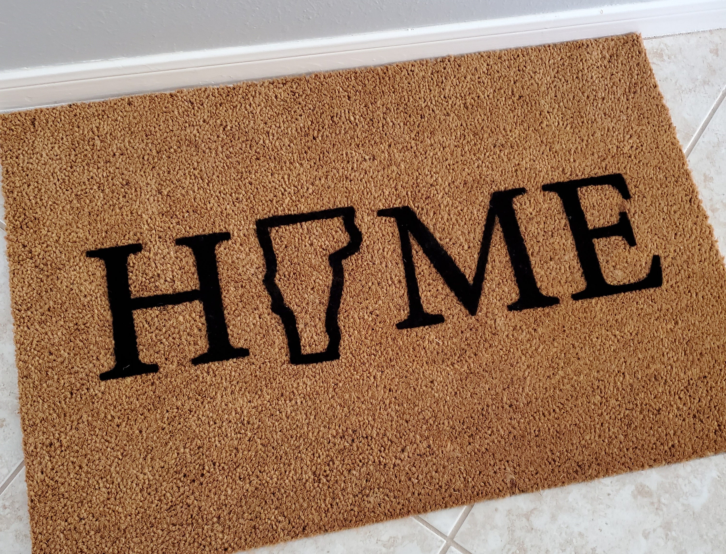 Home Welcome Mat with your State of choice / My State Doormat /  Personalized Doormat / Custom Doormat / Gift Ideas / Family Gifts / Door Mat