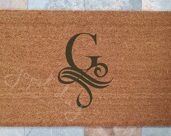 Vintage Monogram Coir Doormat: Personalized Welcome Mat