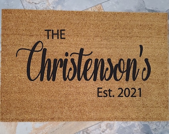 Family Name Welcome Mat / Doormats / Welcome Mat / Gift Ideas / Custom Doormat / Last Name Gift / Custom Door Mat / Gift Ideas / Doormat