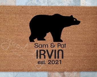 Black Bear Doormat / Personalized Doormat / Door Mats / Outdoors Doormat / Handmade Doormat / Housewarming Gifts / Family Gift / Welcome Mat