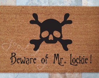 Welcome Mat / Door Mats / Personalized Doormat / Custom Doormat / Halloween Doormat / Unique Gift Idea / Skull & Crossbones / Creepy Doormat