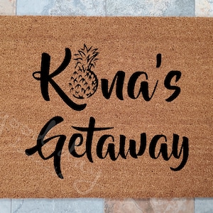 Kona&#39;s Getaway Doormat: Tropical Coir Welcome Mat