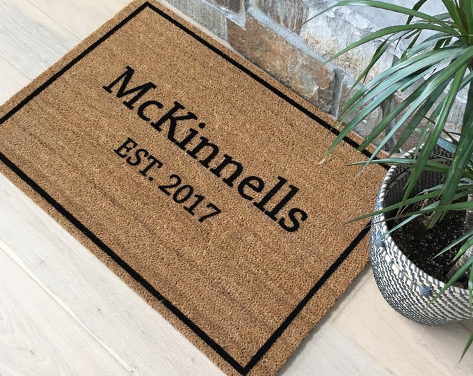 McKinnells Doormat with Border let's you put your Family Name and est. date. / Custom Doormat / Welcome Mat / Name Gifts / Housewarming Gift