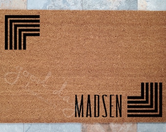 Personalized Coir Doormat: Contemporary Family Name Welcome Mat