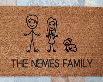 Stick Figure Family, Family Gift Personalized Doormat, Family Gift Ideas, Stick Family Picture, Entry Mat, Home Decor