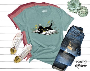 Cute Cat Shirt, Book Lover Gift, Cat Lover Gift Women, Halloween Cat Shirt, Cat Mom Shirt, Cat T Shirt, Black Cat Shirt, Funny Cat Shirt