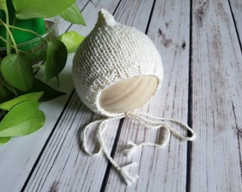 White Newborn Knit Bonnet, Pixie Bonnet, Wool Knit Bonnet, Newborn Photography Prop, Newborn Photography Bonnet