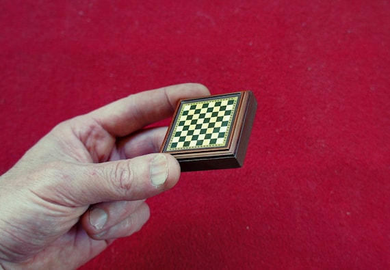 Hot Sale Dollhouse Miniature 1:12 Toy A Set Of Metal Chess Set /_7