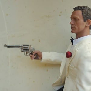 Revolver Smith & Wesson in miniatura in scala 1/6 e fondina in pelle