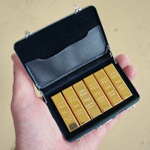 Lingots d'or miniatures à l'échelle 1/6 (6 pièces) et mallette en aluminium
