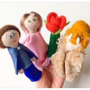 Beauty and the Beast - poppen met vurige wollen vingers en breien